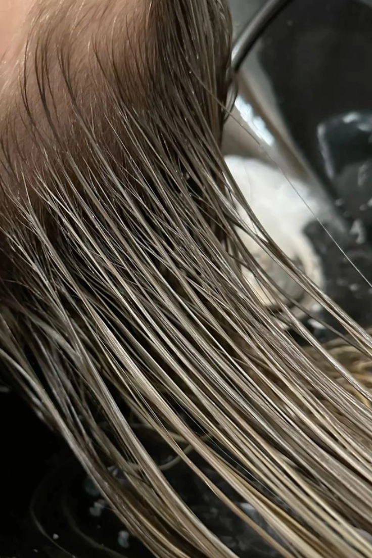 <h3>Color Services</h3>
Enhance color with rich tones and shine.